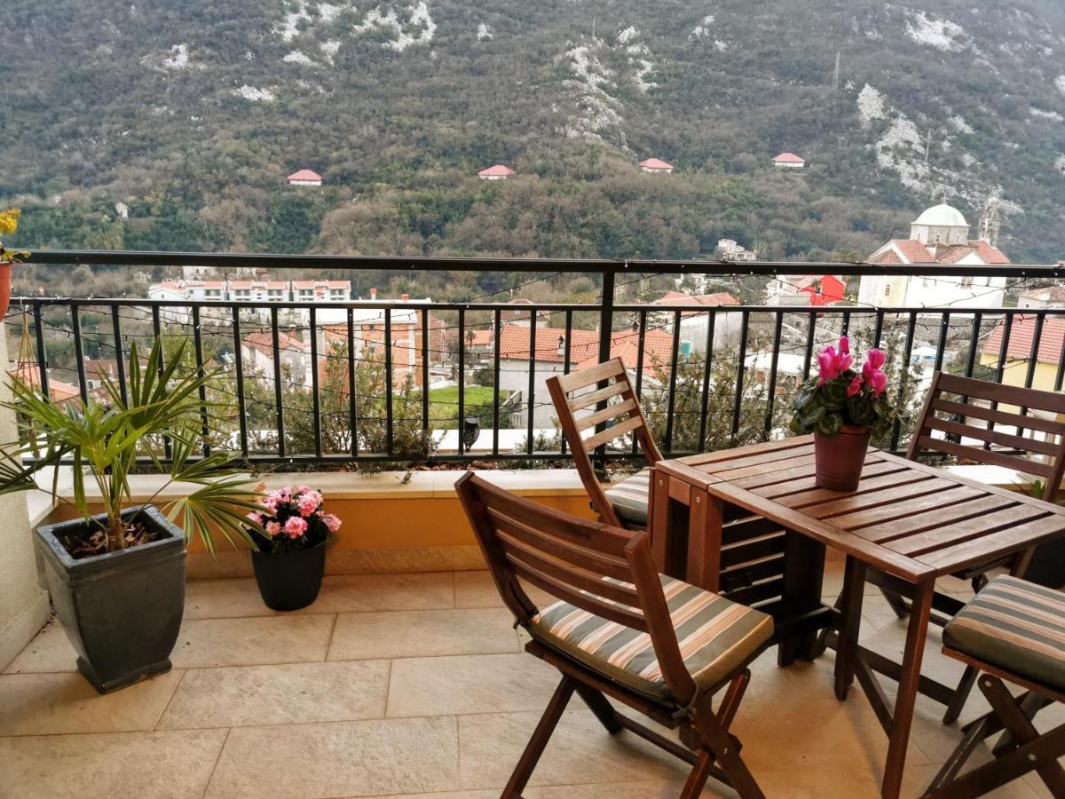 Lavender Bay Apartment F8 Donji Morinj Kültér fotó